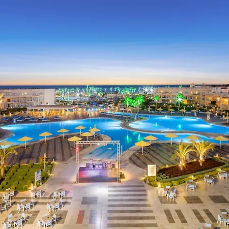 Pickalbatros Royal Moderna Sharm "Aqua Park"-3
